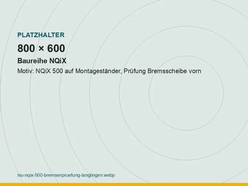 NIU NQiX 500 auf dem Montageständer bei der Prüfung der vorderen Bremsscheibe